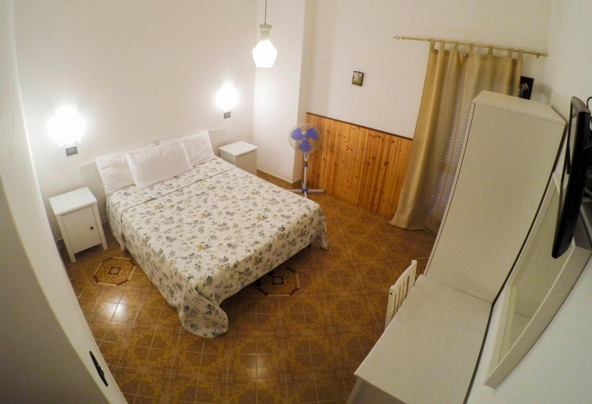 Hotel Angelino Barano dʼIschia Habitación foto